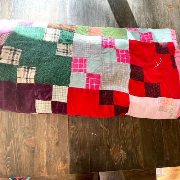 Vintage Patchwork Quilt - Picture 3 of 8